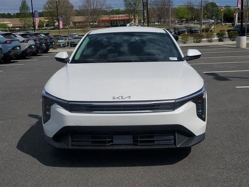 Snow White Pearl 2026 Kia K4 LXS