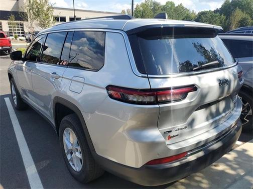2023 Jeep Grand Cherokee L Laredo