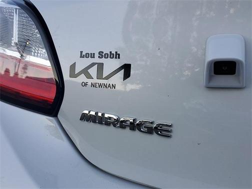 2024 Mitsubishi Mirage ES