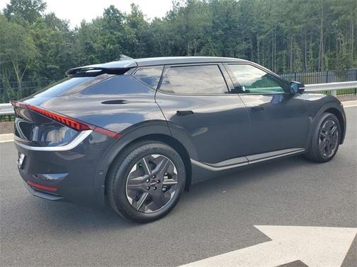 2025 Kia EV6 Light Long Range