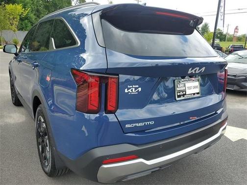 2025 Kia Sorento S