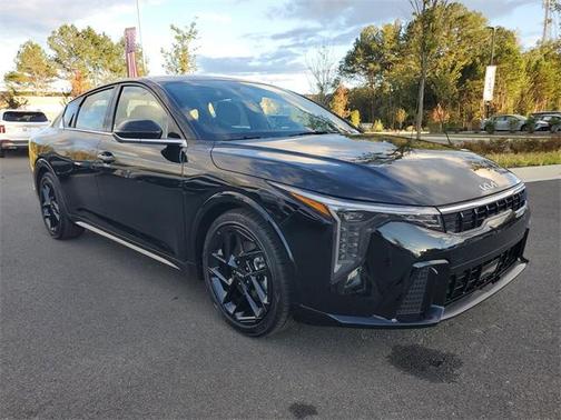 2025 Kia K4 GT-Line Turbo