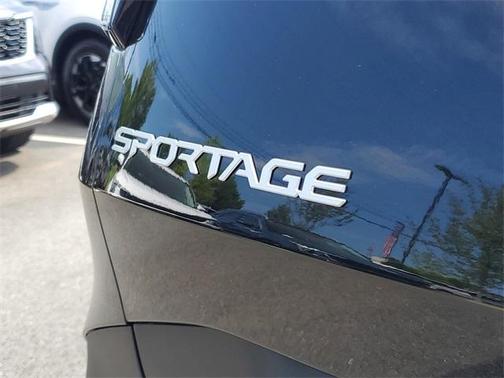 2025 Kia Sportage Hybrid EX