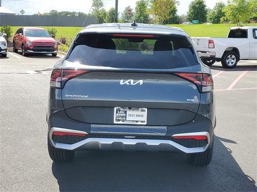 2025 Kia Sportage Hybrid LX