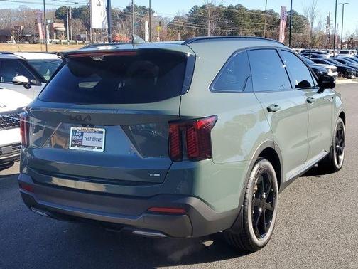 Green 2026 Kia Sorento Hybrid X-LINE SX PRESTIGE