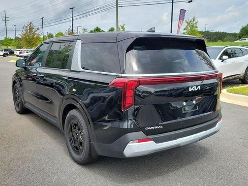 Aurora Black Pearl 2026 Kia Carnival LXS