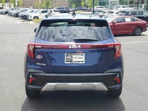 2025 Kia Seltos EX