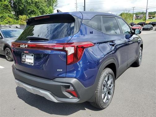 2025 Kia Seltos LX