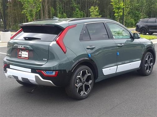 2025 Kia Niro SX Touring