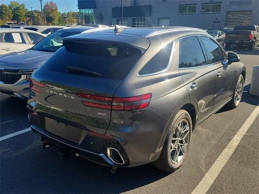 2024 Genesis GV70 2.5T