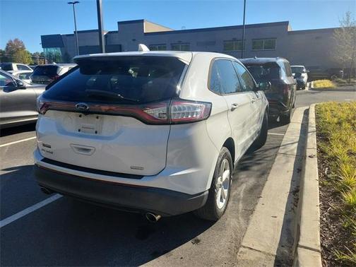 2018 Ford Edge SE