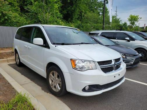 White Knuckle Clearcoat 2018 Dodge Grand Caravan SXT