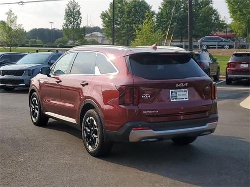 2025 Kia Sorento S
