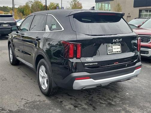 2026 Kia Sorento LX