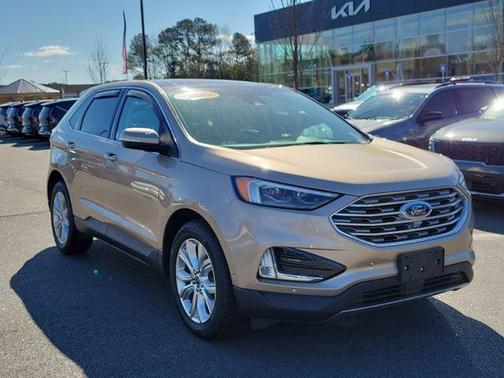 2021 Ford Edge Titanium