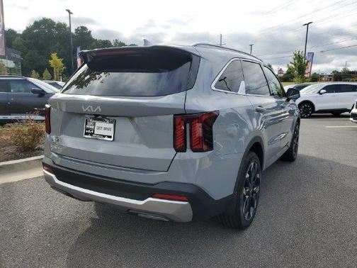 Wolf Gray 2026 Kia Sorento SX