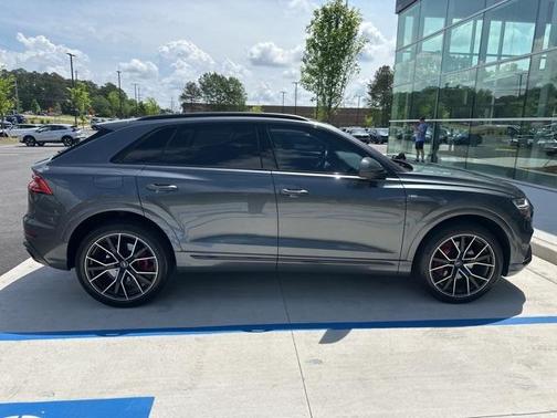 2021 Audi Q8 55 Premium Plus