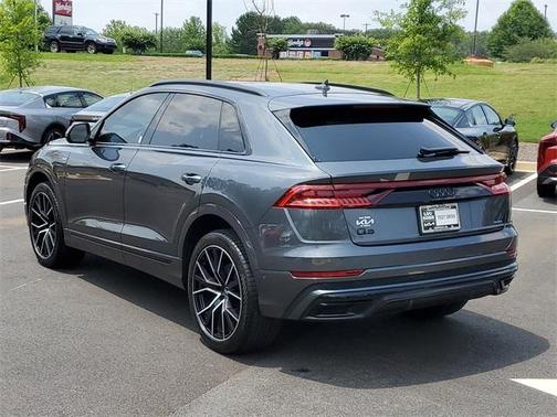 2021 Audi Q8 55 Premium Plus