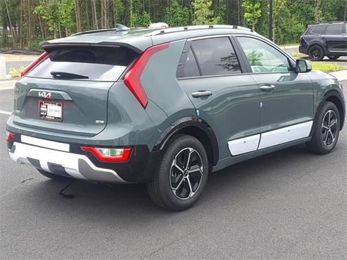 2025 Kia Niro SX