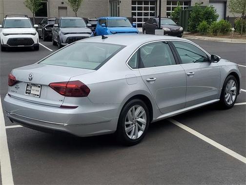 2018 Volkswagen Passat 2.0T SE