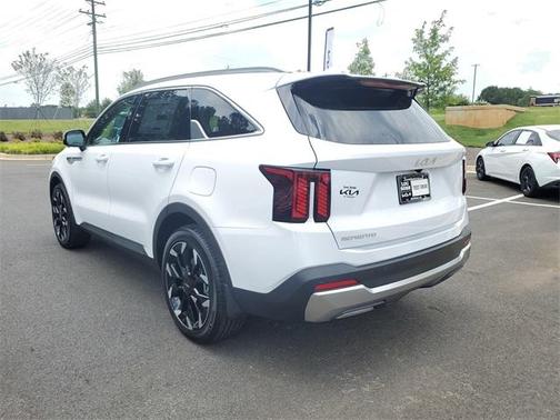 2025 Kia Sorento SX
