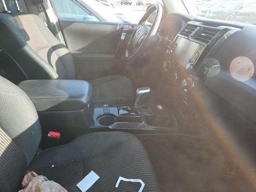 2022 Toyota 4Runner TRD Off Road