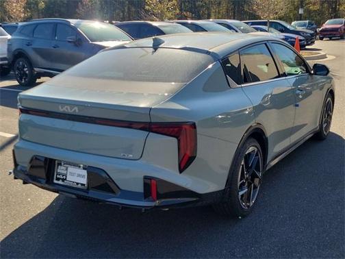 2025 Kia K4 GT-Line