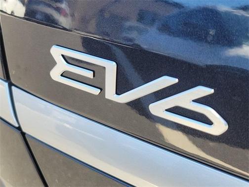 2025 Kia EV6 Light Long Range