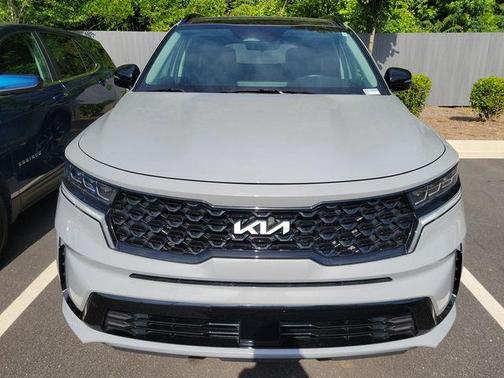 Wolf Gray 2022 Kia Sorento SX