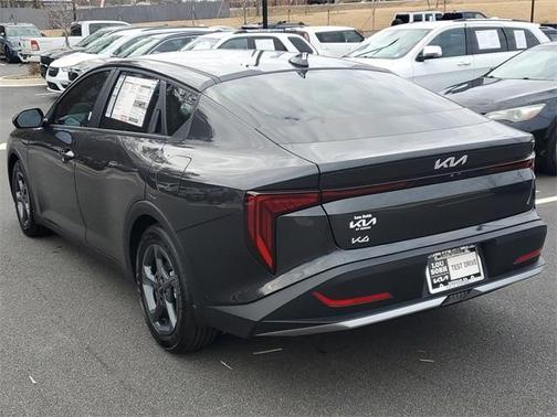 2025 Kia K4 LXS