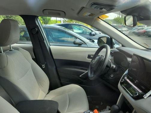 CELESTITE 2025 Toyota Corolla Cross L