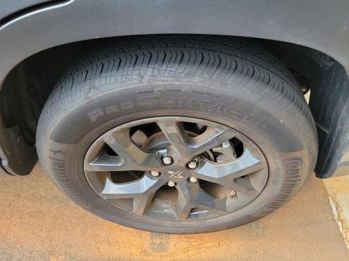 CELESTITE 2025 Toyota Corolla Cross L