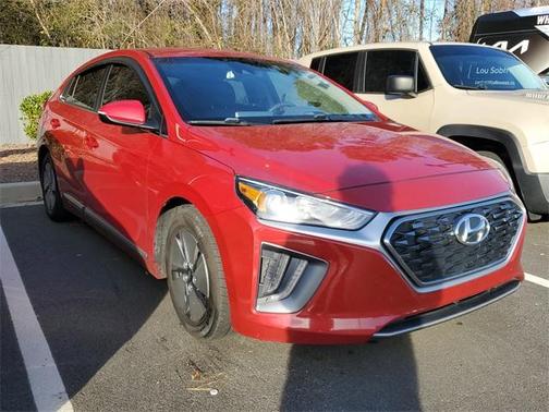 2022 Hyundai IONIQ Hybrid SE