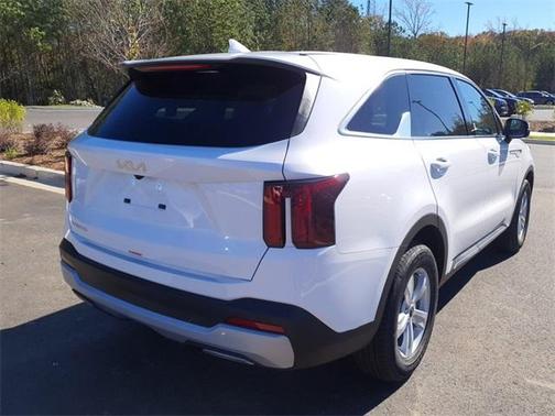 2025 Kia Sorento LX