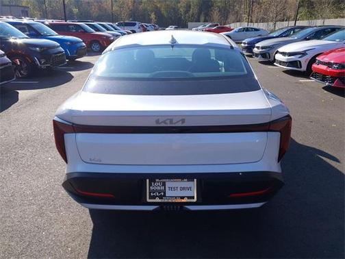 2025 Kia K4 EX