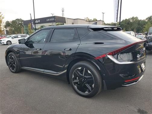 2025 Kia EV6 Wind