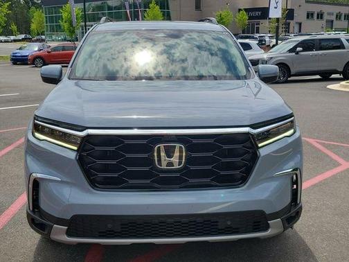 Obsidian Blue 2023 Honda Pilot Elite