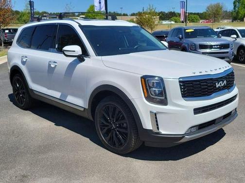 Glacial White Pearl 2022 Kia Telluride SX