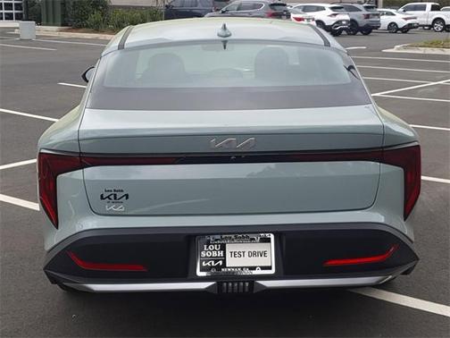 2025 Kia K4 LXS