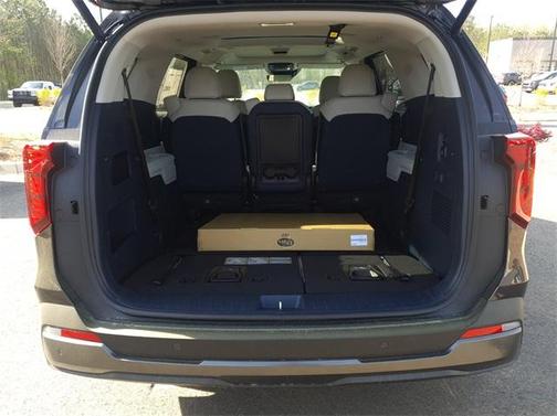 2025 Kia Carnival Hybrid SX