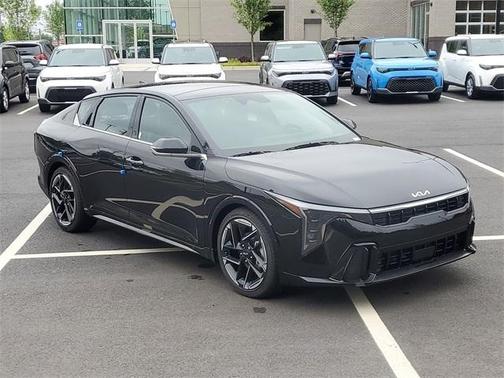 2025 Kia K4 GT-Line