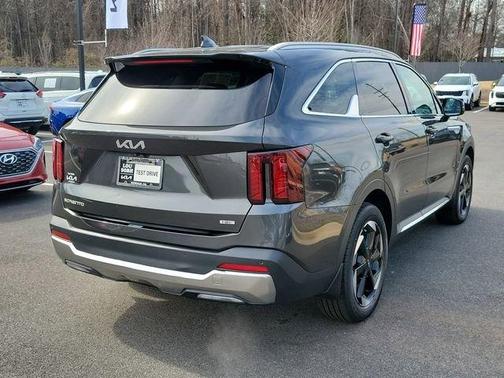 2025 Kia Sorento Hybrid EX