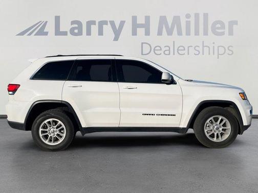 2020 Jeep Grand Cherokee Laredo