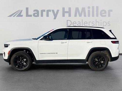 2024 Jeep Grand Cherokee Laredo