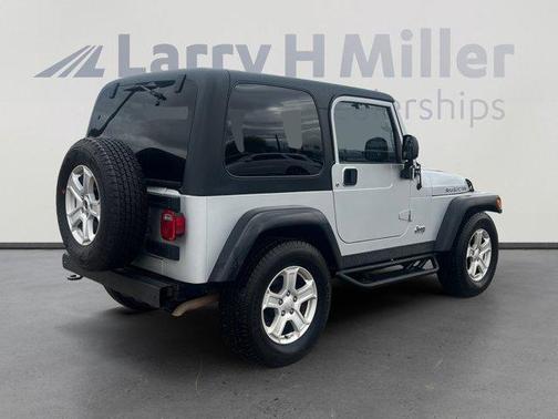 Bright Silver Clearcoat Metallic 2006 Jeep Wrangler Rubicon