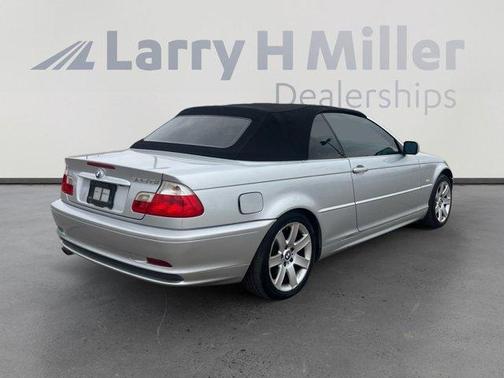 Silver 2002 BMW 325 Ci