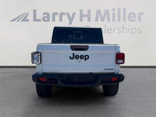 2020 Jeep Gladiator Sport