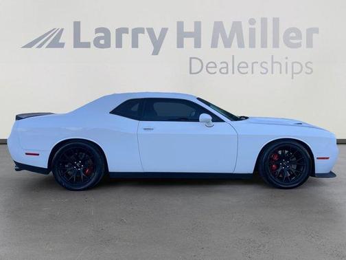 2015 Dodge Challenger SRT Hellcat