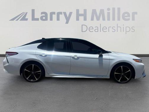 2020 Toyota Camry XSE