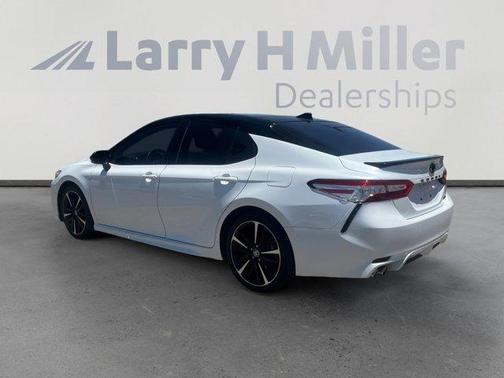 2020 Toyota Camry XSE
